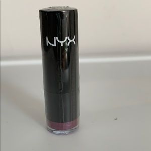 NYX lip smacking fun colors lip stick